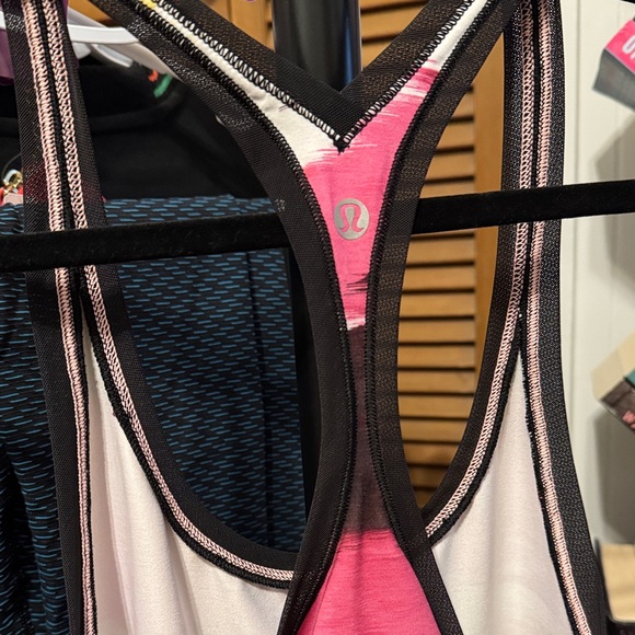 Lululemon Mesh Ruched Racerback Tanm - Picture 3 of 4